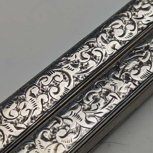 Late 19th Century British Antique Sterling Silver Handle Portable Folding Scissors